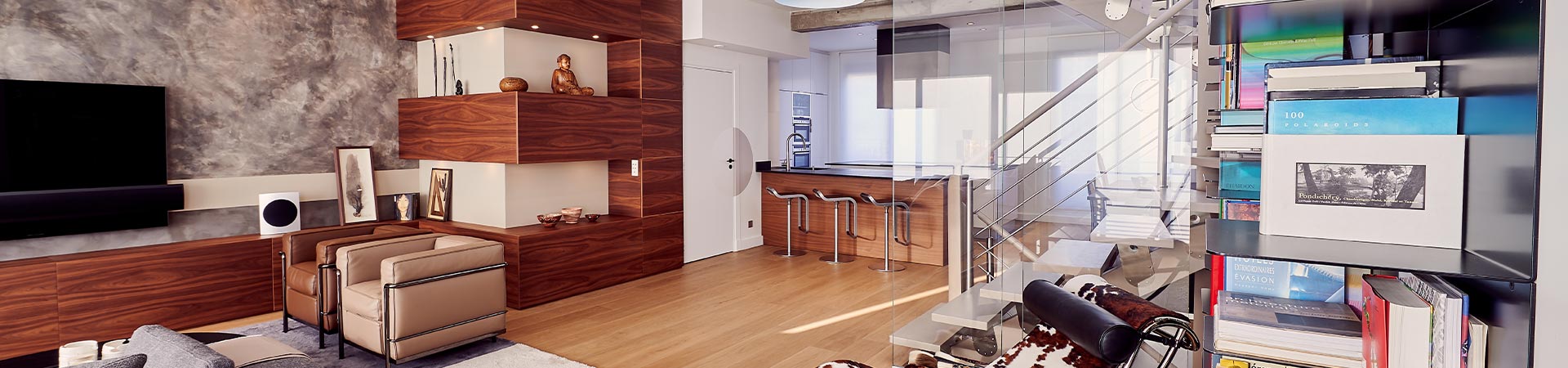 page_interieur-header-mobile-interieur_app_tour_eiffel page_interieur-header-mobile-interieur_app_tour_eiffel