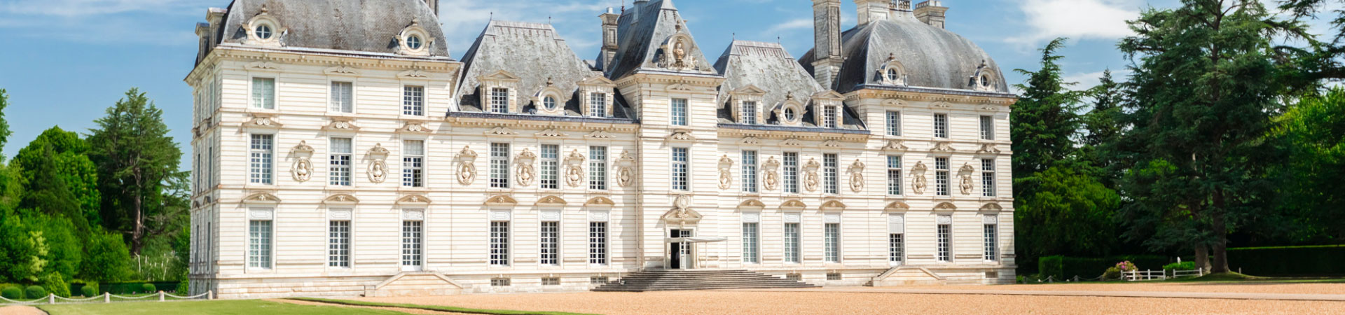 page_les_classiques-header-mobile-chateau page_les_classiques-header-mobile-chateau